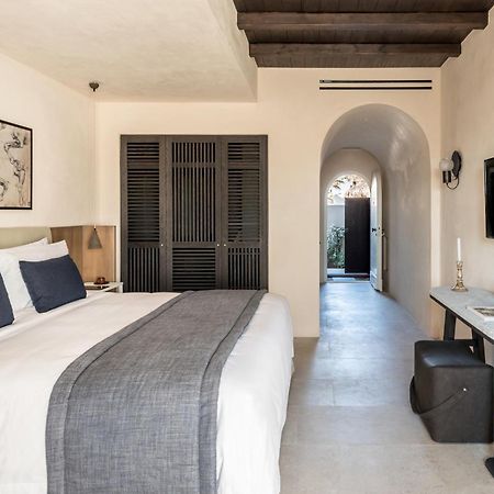 Istoria, A Member Of Design Hotels ペリヴォラス エクステリア 写真